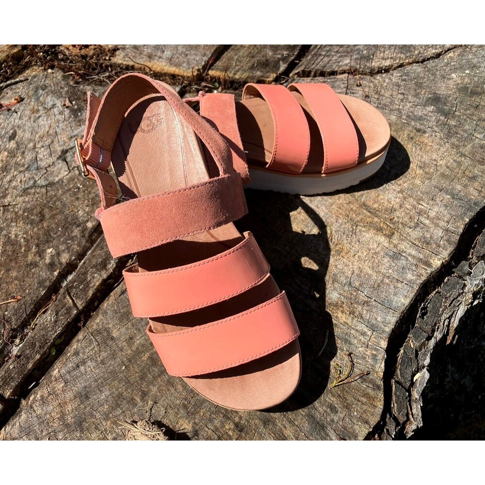 EXC. UGG WOMEN BRAELYNN PINK SUEDE PATENT LEATHER MEDIUM WIDTH SIZE 6